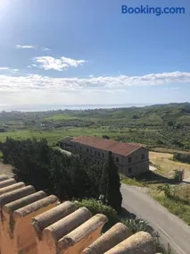 Casale castello Gallelli - Image 2