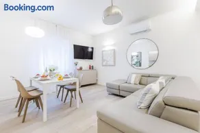 Lucca Apartaments di Villa Banchieri - Image 1