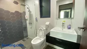 8pax Cozy Home Stay Jazz Suites 1 Vivacity Kuching Sarawak 3BR - Image 5