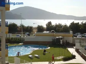 Apartamento Piscina Playa Cedeira - Image 1