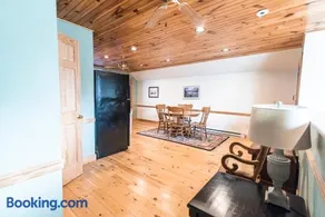 The Loft at the Barn - Image 3