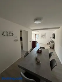 J&D Comfort Apartment - Image 3