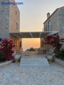 Elemani Villas - Image 1