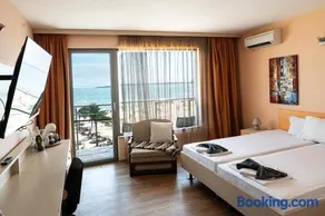 Sunny Beach Vila - Image 2