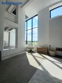 The Dutch Barn - Image 3