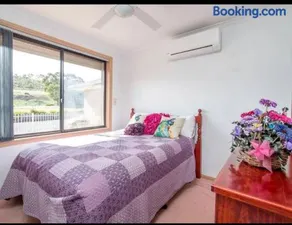 Peaceful FarmHouse stay next to Bacchus Marsh Town - Image 5