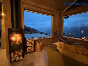 Phenomenal view over Vrådal and Vråvatn - Image 2