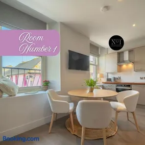 Number One Townhouse - Image 3