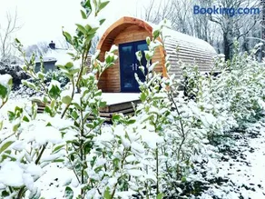 Glamping pod with en-suite & underfloor heating - Image 3