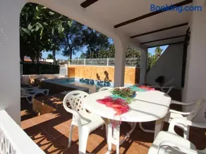 Vacaciones frente al mar: casa con WiFi, aire opcional, mascotas bienvenidas y playa para perros - ES-184-24 - Image 3