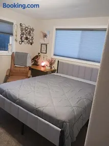 Pet-friendly Coastal Butterfly Retreat - Image 3