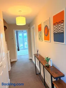 Blackberry House Boutique 4-Bed near Piece Hall - Image 4