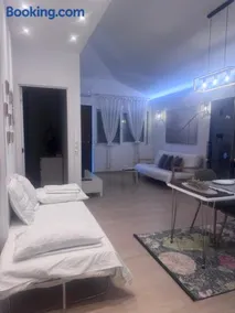 Maria House - Image 3