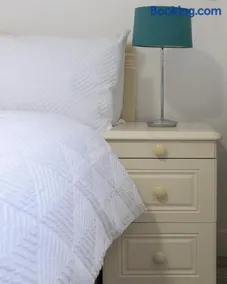 Oak Lodge - Image 3