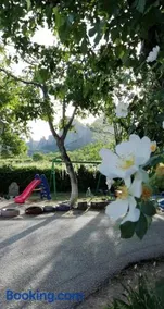 Farmhouse Meteora Garden - Image 4