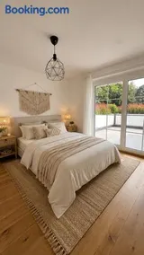 Boho Living Homes Design Apartment l Velden am Wörthersee - Image 1