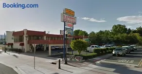 Sunrise Motel - Image 3