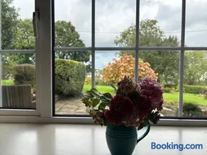 The Cottage at Hollywell - Image 3
