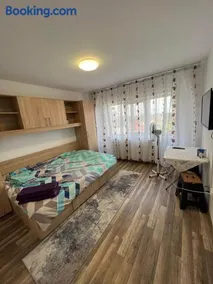 Apartament Madalina cu 2 dormitoare si vedere spre Dunare - Image 3