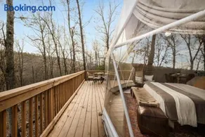 Glamping Dome w Hot Tub Fire Pit & River Access - Image 1