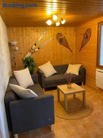 Chalet- Capacité 8/10 pers au cœur de la station - Image 1