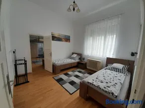 Főtér Apartman Baja - Image 4