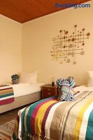 Hostel - Image 2