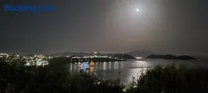 Golden View Villa - Image 2