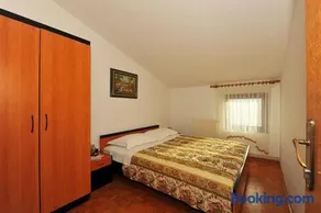 Irena's place A1 - Image 5