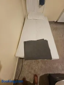 Nad's Guest house - Image 4
