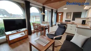 Haus Toskana, Kleines Ferienhaus im Toskanagarten - Image 2