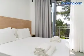 Pine Suites - Image 4