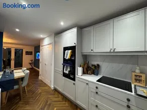 Cozy Double Room in a Quiet Estate Near Airport and Blanchardstown - Image 4