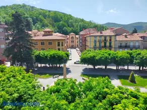 CAN PLANAS Soleado, amplio con vistas y parking - Image 1