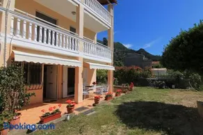 Dina apartments - Image 1