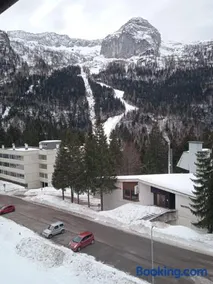 Appartamento a Sella Nevea per sci e montagna con ampio balcone - Image 2