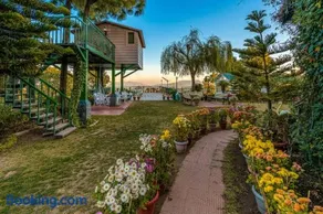 Villa Mountain Crest Kasauli with Treehouse , Sundeck & Breakfast - Image 3