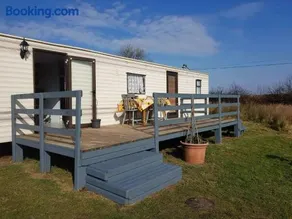2 bed-Sleeps 4-Free Parking-Pet Friendly - Image 1