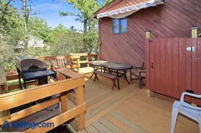 Admiral Benbow - contemporary home with shared boat ramp - Image 3
