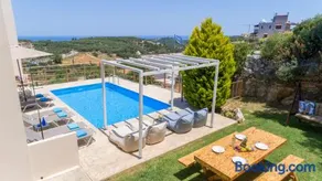 Cretan Sunny Villa With Heated Pool - Image 5