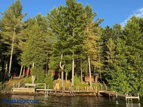 Well-appointed Adirondack cabin directly on 9-mile lake - Image 3