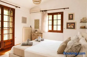 Casa Calma Country Villa Escape with Private Pool - Image 4