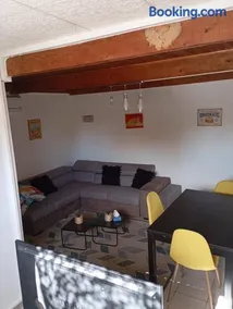 Appartement dans Villa à marignane - Image 2