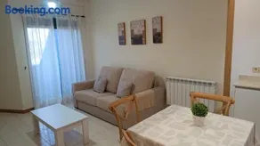 Apartamento primera línea playa d samil - Image 3