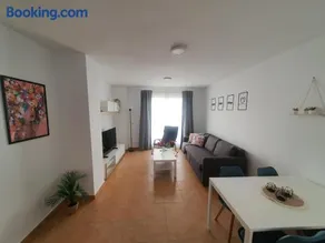 Moderno Apartamento 3 dormitorios y piscina - Image 2
