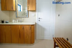 House On The Mountain - Image 4