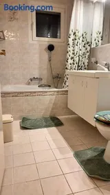 Bel appartement lumineux Monthey Gare deux pièces & cuisine séparée - Image 3