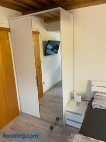 Feriendorf Adalbert Stifter mit Schwimmbad und Sauna - Image 2