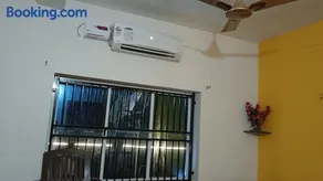 S R A Holiday homes - Image 2