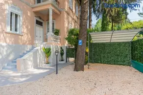 Garda Holiday - Image 2